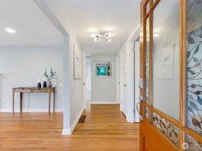 1703 NE 91st Street, Seattle WA 98115