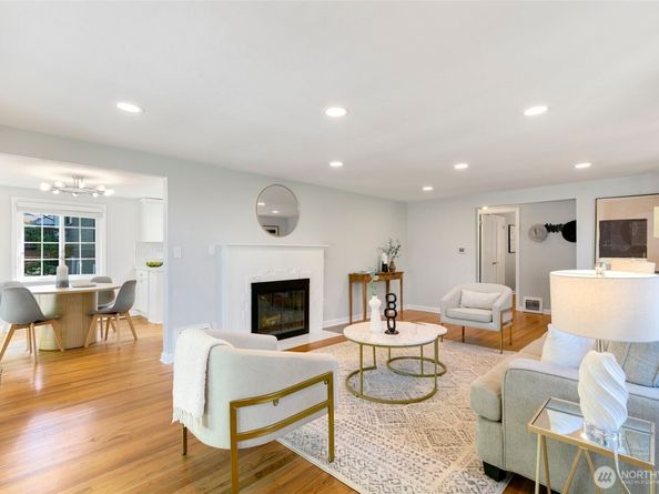 1703 NE 91st Street, Seattle WA 98115