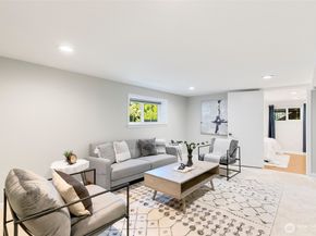 1703 NE 91st Street, Seattle WA 98115
