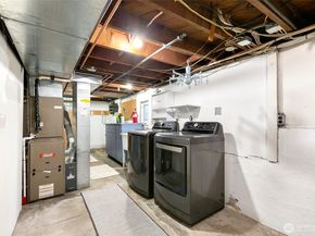 1703 NE 91st Street, Seattle WA 98115
