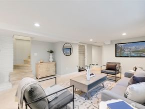 1703 NE 91st Street, Seattle WA 98115