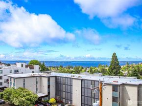 4515 44th Avenue SW A, Seattle WA 98116