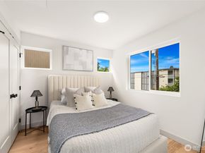 4515 44th Avenue SW A, Seattle WA 98116