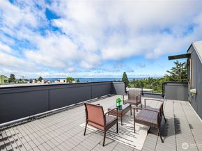 4515 44th Avenue SW A, Seattle WA 98116