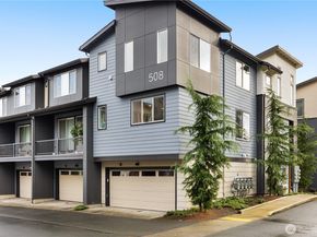 508 237th Street SE E, Bothell WA 98021