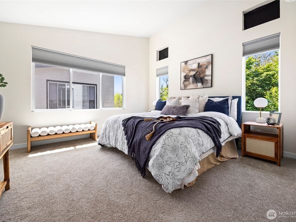 508 237th Street SE E, Bothell WA 98021