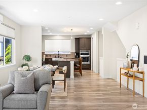 508 237th Street SE E, Bothell WA 98021