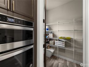 508 237th Street SE E, Bothell WA 98021