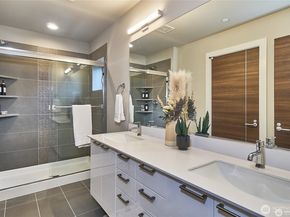 7970 170th Ave NE (Homesite #5), Redmond WA 98052