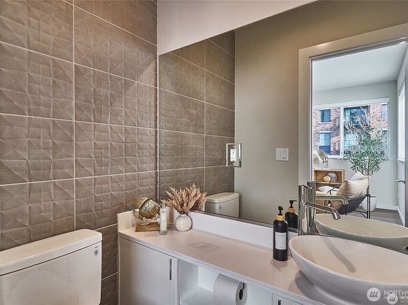 7970 170th Ave NE (Homesite #5), Redmond WA 98052