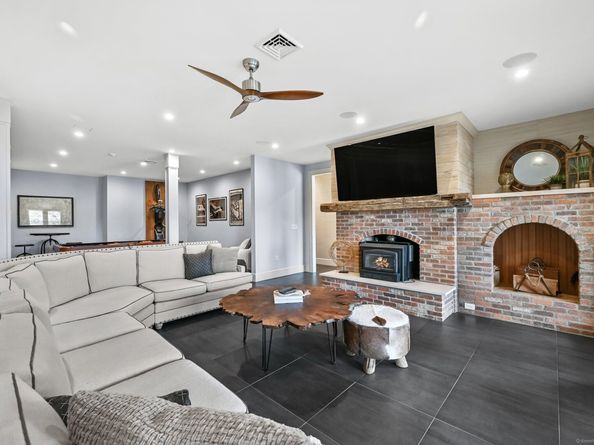 5 Stone Wall Lane, Sherman CT 06784
