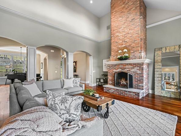 5 Stone Wall Lane, Sherman CT 06784