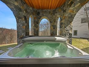 5 Stone Wall Lane, Sherman CT 06784