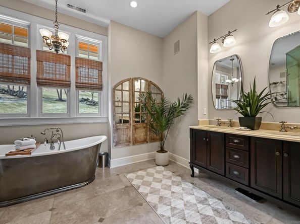 5 Stone Wall Lane, Sherman CT 06784