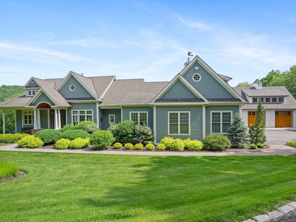 5 Stone Wall Lane, Sherman CT 06784