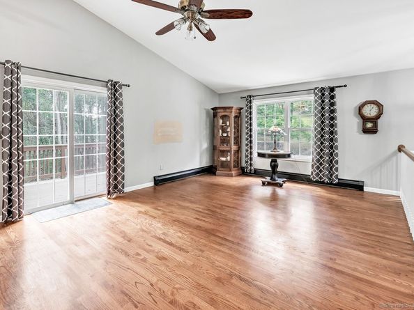 58 KINGS Highway, Shelton CT 06484