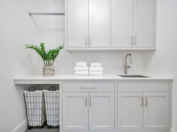171 & 169 Compo Road S, Westport CT 06880