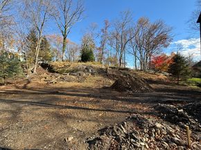 171 & 169 Compo Road S, Westport CT 06880