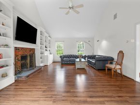 6 Crossbow Lane, Monroe CT 06468