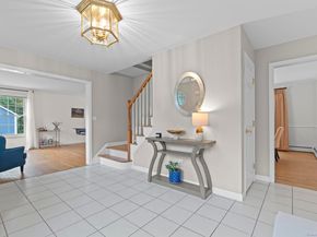6 Crossbow Lane, Monroe CT 06468