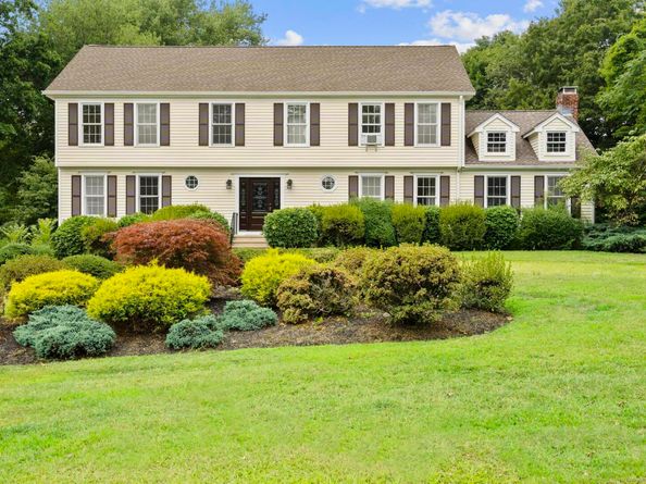 6 Crossbow Lane, Monroe CT 06468