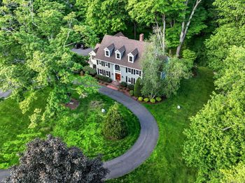 16 Black Rock Turnpike
