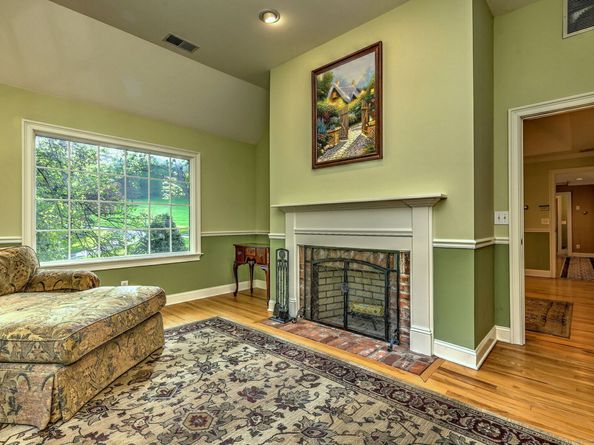 16 Black Rock Turnpike, Redding CT 06896
