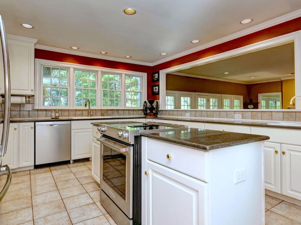 16 Black Rock Turnpike, Redding CT 06896
