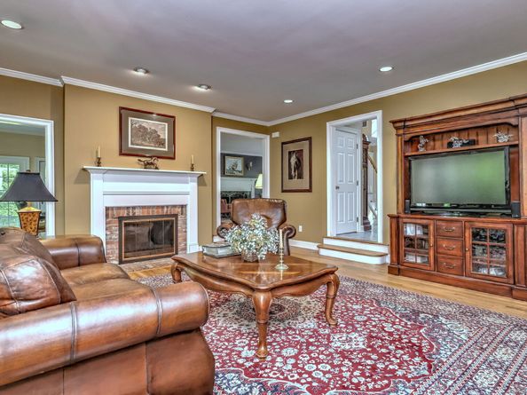 16 Black Rock Turnpike, Redding CT 06896