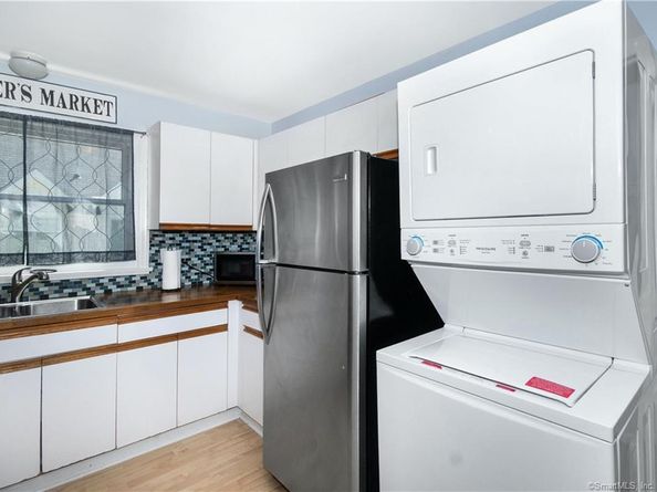 64 East Avenue, New Canaan CT 06840