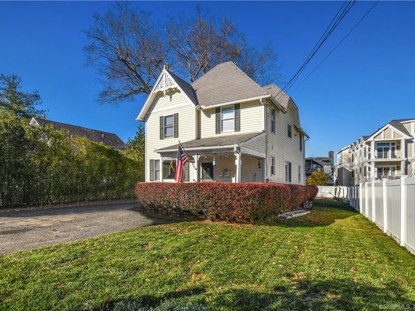 64 East Avenue, New Canaan CT 06840