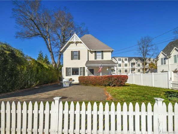64 East Avenue, New Canaan CT 06840