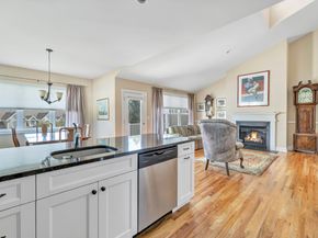 115 Kyles Way 115, Shelton CT 06484