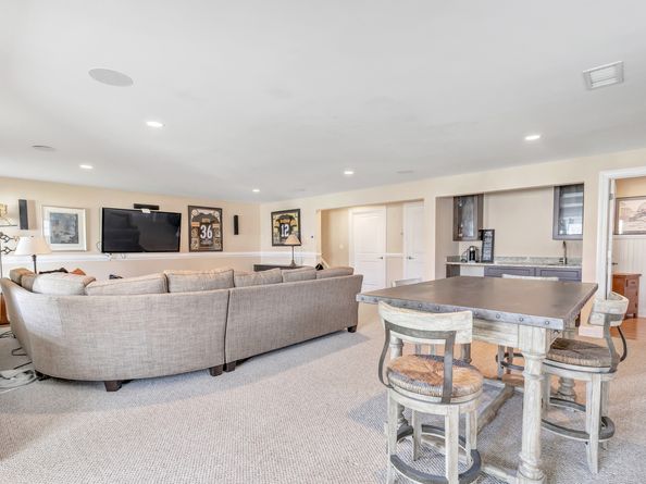115 Kyles Way 115, Shelton CT 06484