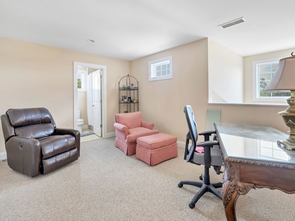 115 Kyles Way 115, Shelton CT 06484
