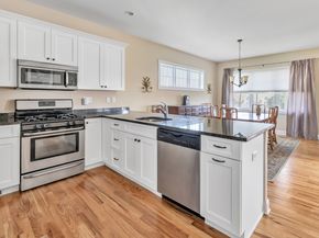 115 Kyles Way 115, Shelton CT 06484