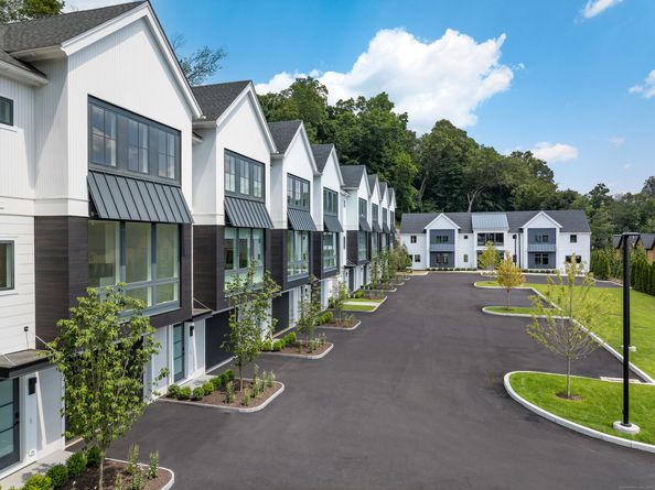 785 Post Road E 104, Westport CT 06880