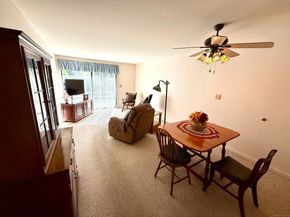 519 Asbury Ridge 519, Shelton CT 06484