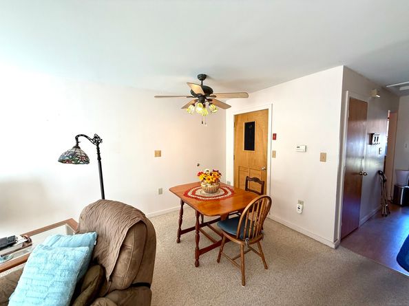 519 Asbury Ridge 519, Shelton CT 06484