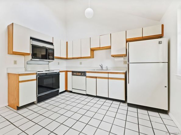2437 Bedford Street E6, Stamford CT 06905