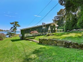 31 Bluff Avenue, Norwalk CT 06853