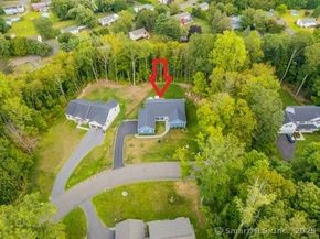 10 Denver Terrace, Danbury CT 06811