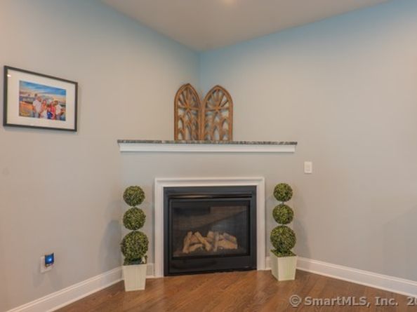 10 Denver Terrace, Danbury CT 06811