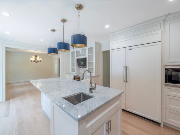 565 Danbury Road, Wilton CT 06897