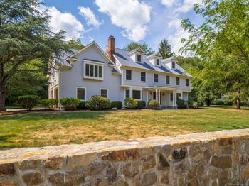 565 Danbury Road