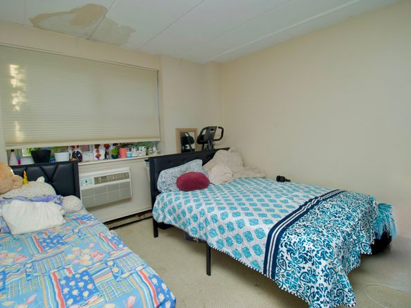 27 Northill Street APT 3A, Stamford CT 06907