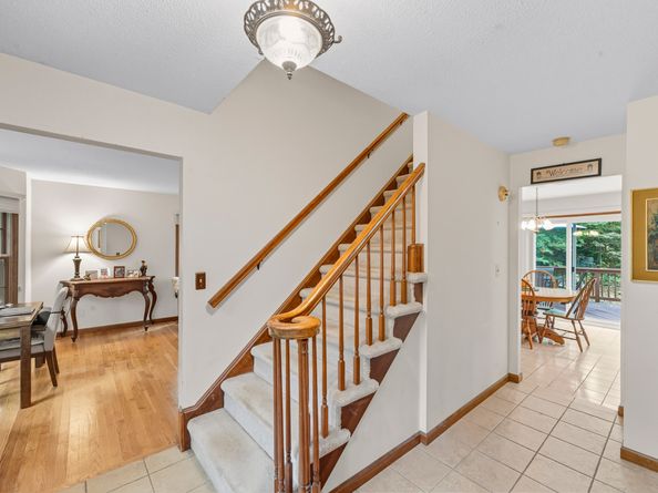15 Marc Road, Danbury CT 06810