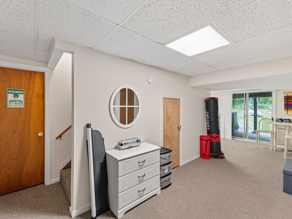 15 Marc Road, Danbury CT 06810