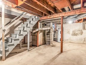 339 Goldenrod Avenue, Bridgeport CT 06606