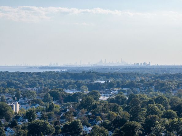 1515 Summer Street 302, Stamford CT 06905
